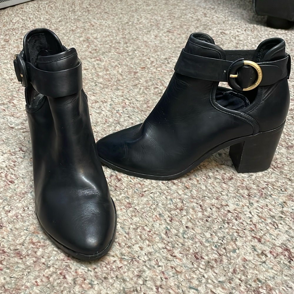 Ted baker leather ankle buckle bootie